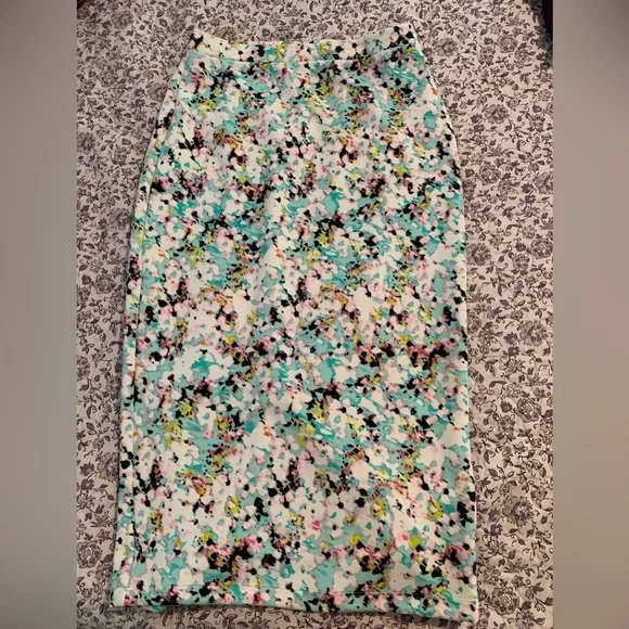 💚I Heart Ronson Floral Pencil Skirt size extra small mint pink white black - Picture 1 of 6